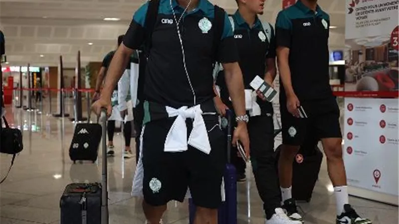 بعثة الرجاء تغادر الى القاهرة لمواجهة الاهلى بدورى الابطال