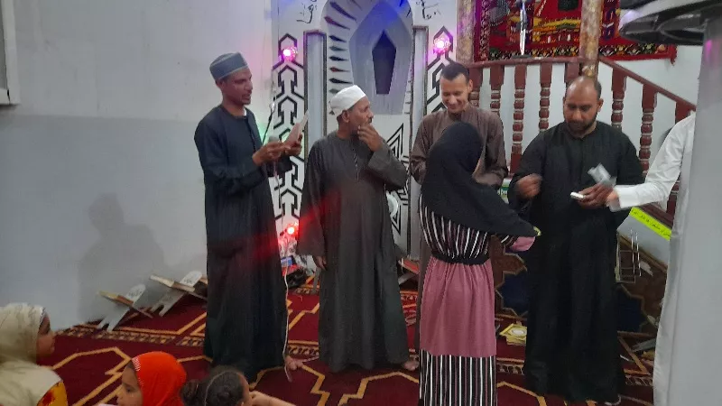 أهل القرآن .. يضيئون قنا في ليلة تكريم حفظة كتاب الله بالحرزات
