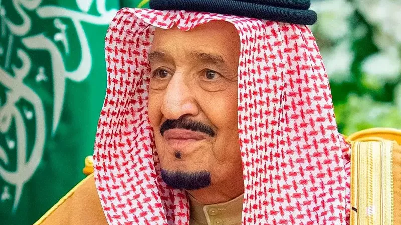 خادم الحرمين: نفتخر بخدمة ضيوف الرحمن وسنواصل بذل كل جهد من أجل راحتهم