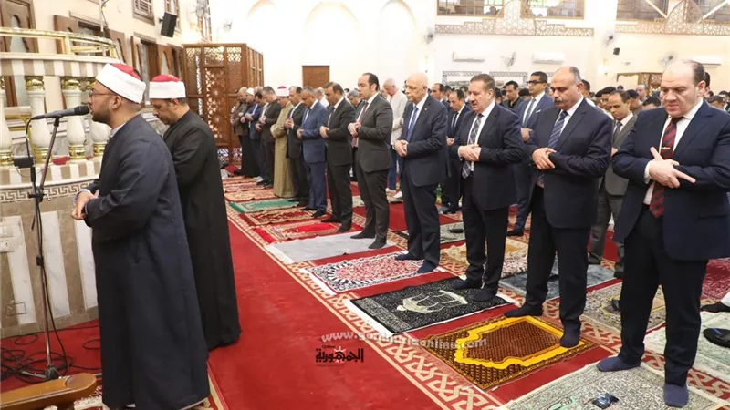 يتقدمهم المحافظ .. المنايفة يؤدون صلاة العيد فى الساحات والمساجد