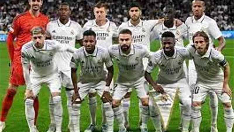 غياب ثنائى الدفاع وبنزيما عن قائمة ريال مدريد امام سلتا فيجو