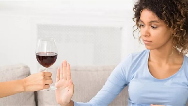 بعد الفسيخ والرنجة .. احذر تناول 3 مشروبات