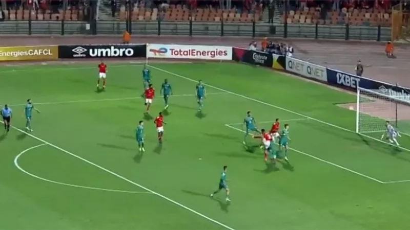 عبدالمنعم يتقدم للاهلى بالهدف الاول فى مرمى الرجاء فى الشوط الاول ... بالفيديو