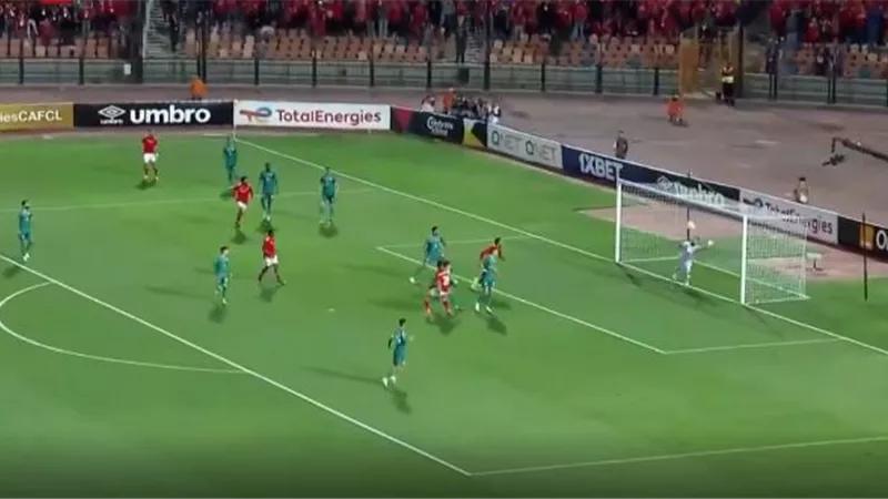 مرور60 دقيقة.. الأهلى يبحث تعزيز الهدف أمام الرجاء بدورى الأبطال
