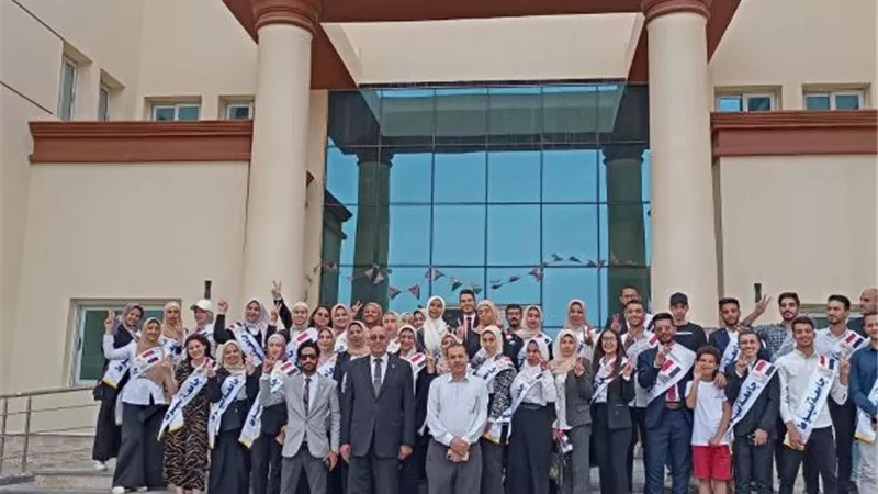 100 طالب بجامعة أسيوط فى زيارة ميدانية للجامعة التكنولوجية.