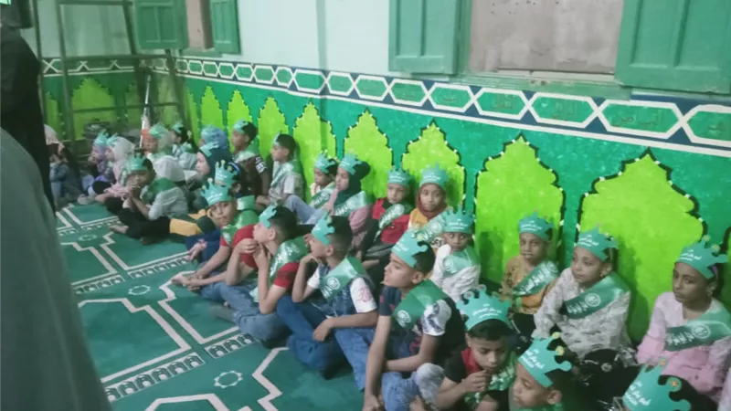 تكريم المتميزين من حفظة القرآن الكريم بقرية أبومناع في دشنا