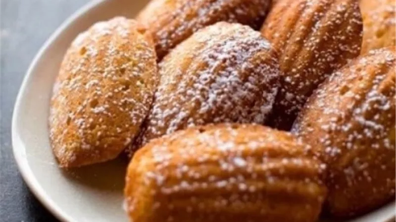 بسكويت مادلين بالطريقة الأصلية في عيد الفطر
