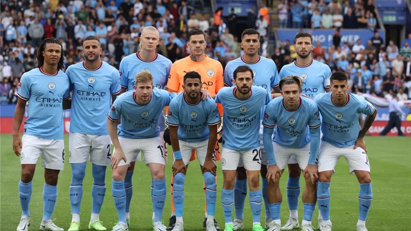 جوارديولا يعلن تشكيل مانشستر سيتي أمام شيفيلد يونايتد
