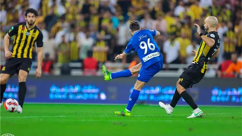 إتحاد جدة يودع كأس خادم الحرمين بهدف عكسي من حجازي للهلال