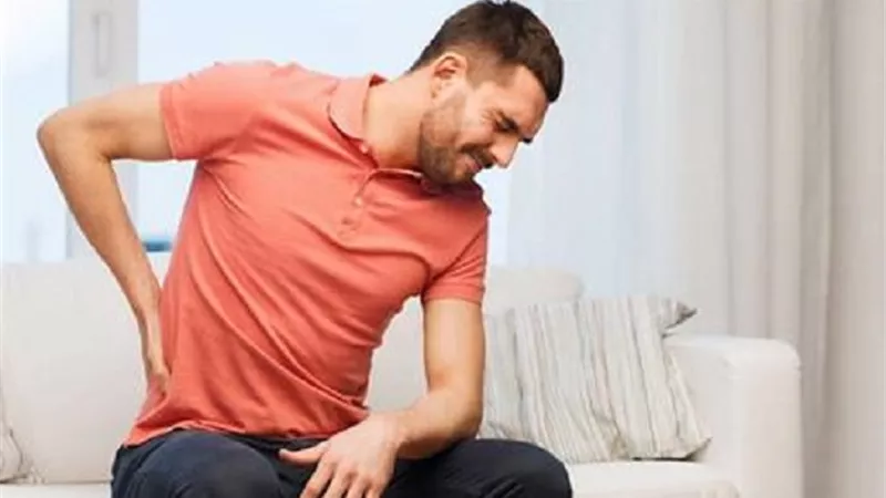 كيف نميز بين البواسير والسرطان.. طبيب روسى يجيب