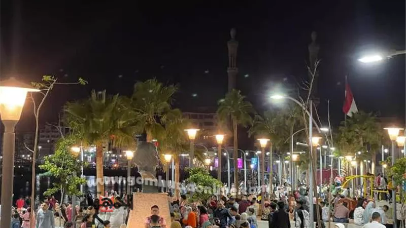 إقبال جماهيرى كبير بحديقة بنت الشاطئ بدمياط خلال عيد الفطر