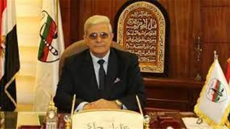 رئيس النيابة الإدارية يهنئ الرئيس السيسي بعيد تحرير سيناء