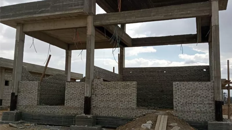 السكرتير العام المساعد يتابع أعمال إزالة التعديات بقرى المنيا