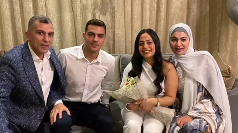 يوسف أسامة نبيه يحتفل بخطبته فى أجواء عائلية