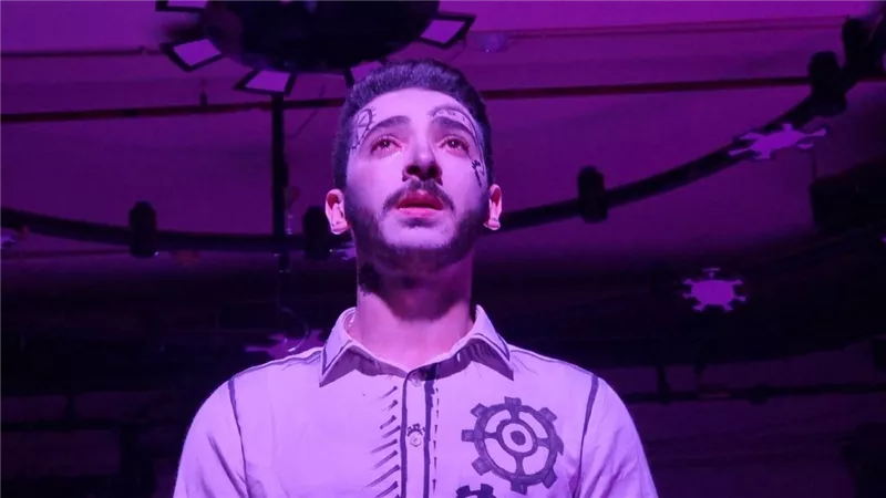 مسرح نهاد صليحة استقبل العرض المسرحي 