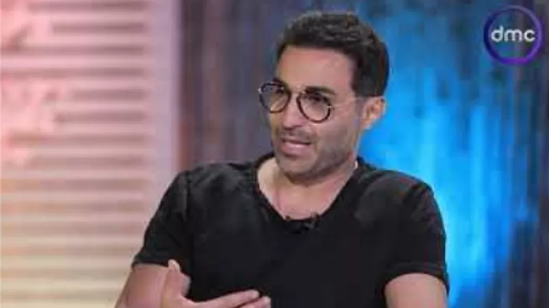 حكاية هروب احمد فهمى من منزله فى سن 19 عاما