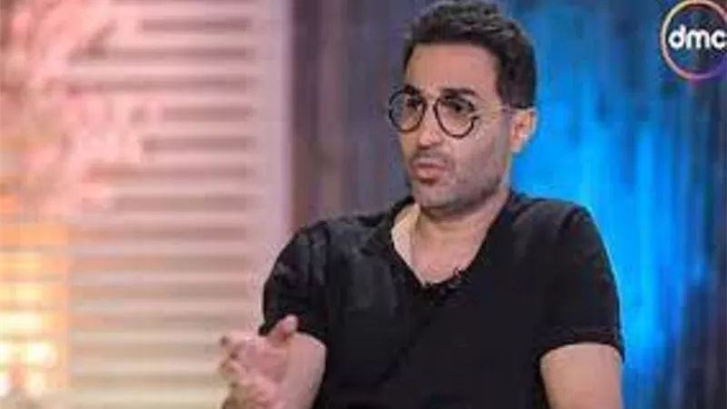 احمد فهمى: 