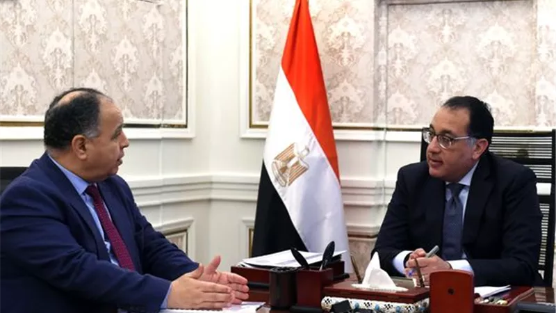 رئيس الوزراء يستعرض مع وزير الماليةموازنة العام المالي 2023 /2024