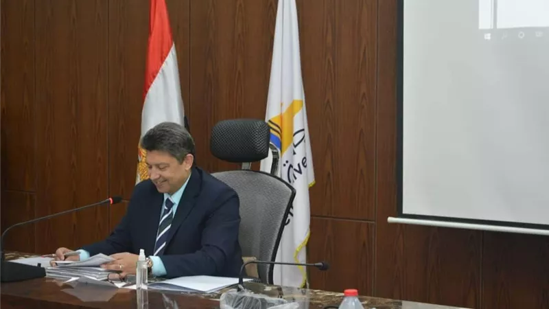 منح ٨ باحثين درجة الدكتوراة و ٢١ الماجستير بجامعة دمياط