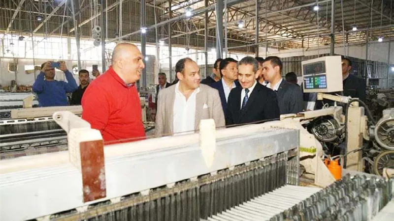 لأول مرة.. الحكومة تطور شركات القطاع الخاص للغزل والنسيج
