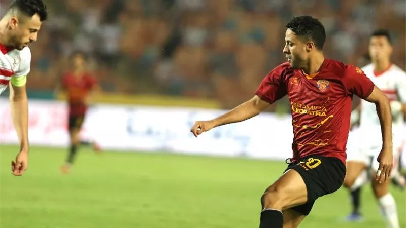 شاهد رد فعل نجم سيراميكا مع لاعبي الزمالك قبل انطلاق المباراة