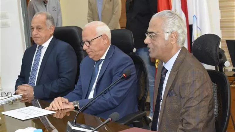 برئاسة الغضبان .. اجتماع مجلس جامعة بورسعيد