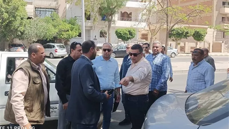 حملة مكبرة بقيادة رئيس جهاز مدينة العبور للقضاء على الاشغالات