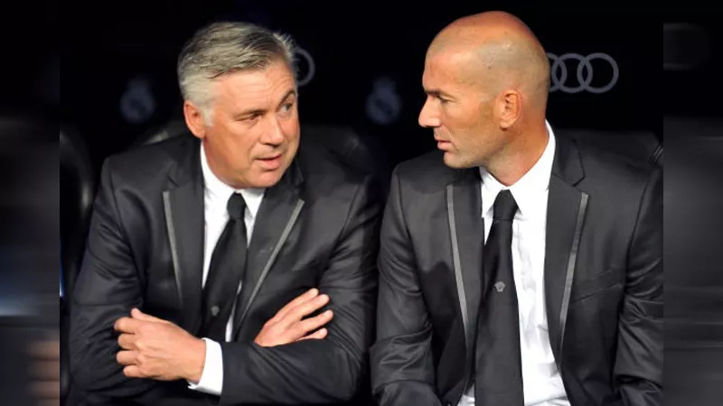ريال مدريد يفاوض زيدان لخلافة أنشيلوتي