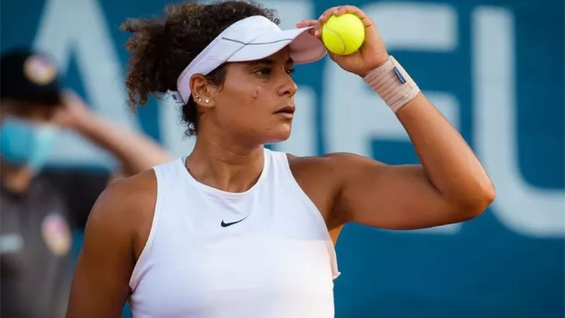 رسميًا.. ميار شريف تتأهل للدور الثالث ببطولة مدريد للتنس