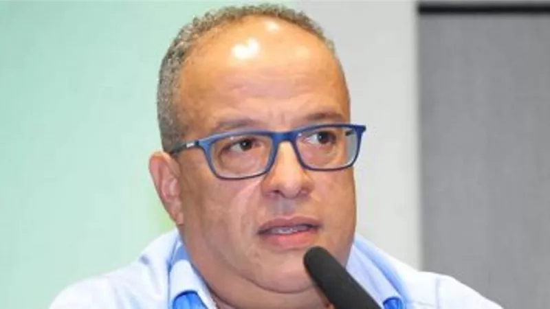 استقالة رئيس الرجاء من منصبه في اتحاد الكرة المغربي