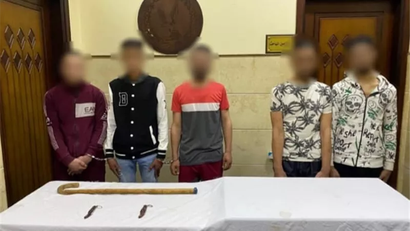 مشاجرة حامية لخلافات مالية بالبحيرة