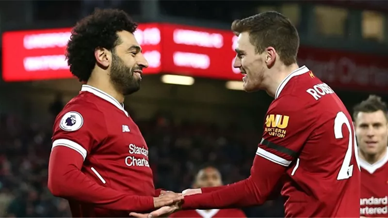 شاهد .. وصلة هزار بين محمد صلاح وروبرتسون
