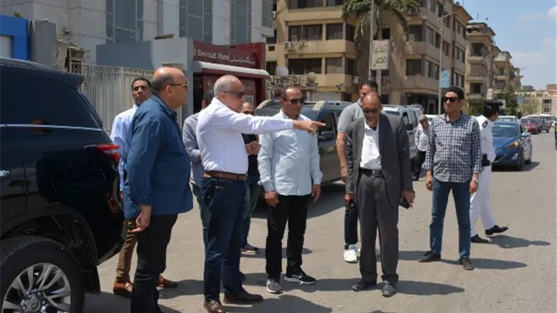 محافظ الجيزة يتفقد مشروعات الرصف والتطوير والنظافه بالعجوزة