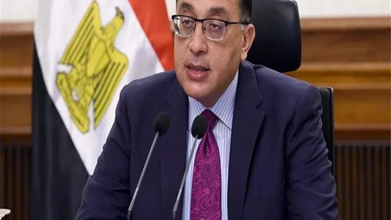 مدبولي: الدولة لم تقم بزيادة سعر رغيف الخبز وتتحمل فرق التكلفة