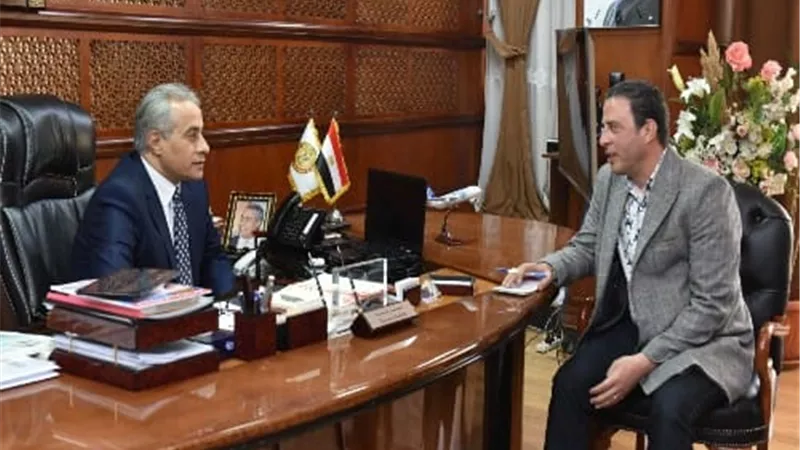 وزير القوى العاملة لـ 