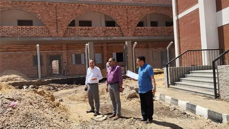 متابعة تنفيذ مشروعات المبادرة الرئاسية 