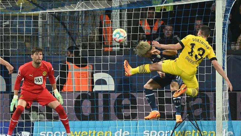 الاتحاد الألماني يعترف : دورتموند استحق ضربة جزاء أمام بوخوم