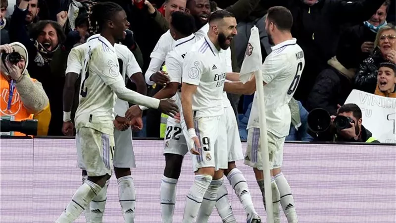 4 لاعبين من ريال مدريد معرضين لخطر الإيقاف خلال مواجهة سوسيداد