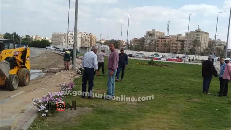 رئيس حي الهرم يتفقد توسعات محور صفط وتنفيذ خط الصرف البديل .. صور