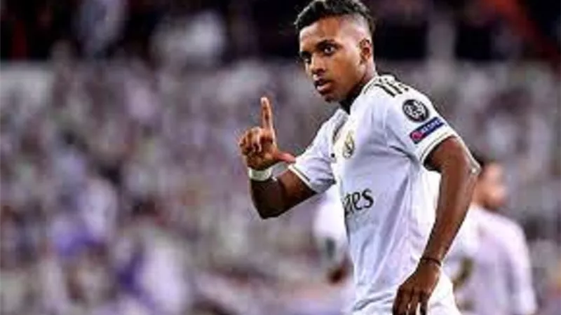 فيديو .. تسديدة صاروخية من رودريجو تزيد من متاعب ألميريا