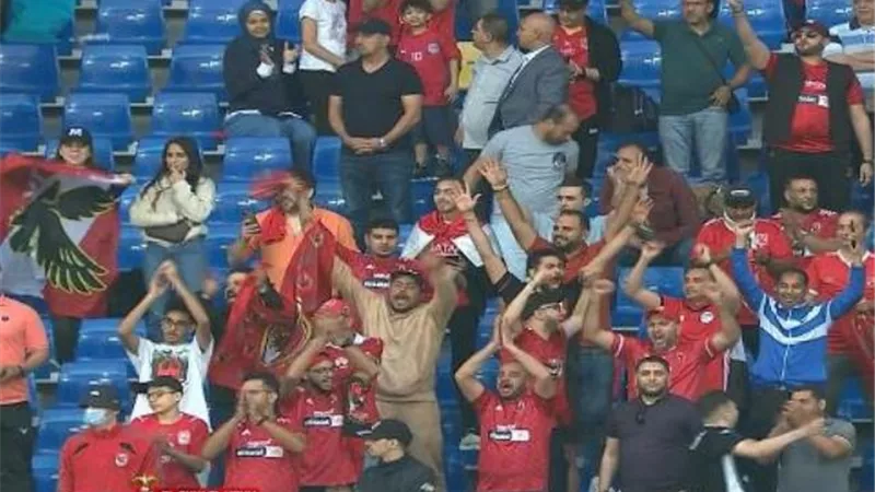 صور .. جماهير الاهلى تؤازر فريقها امام الرجاء بملعب محمد الخامس