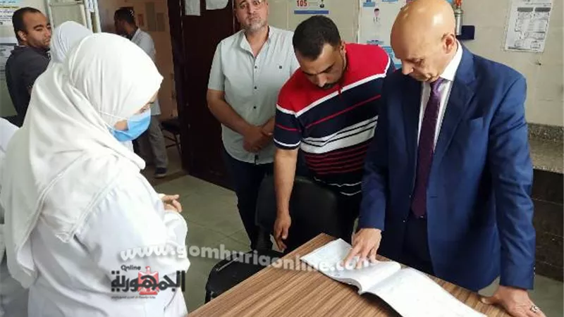 وكيل وزارة الصحة بالشرقية يتفقد الخدمات الطبية بالعاشر