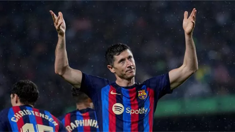 برشلونة يضرب ريال بيتيس برباعية نظيفة في الدوري الإسباني