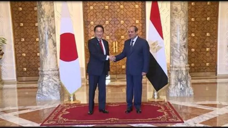 رئيس وزراء اليابان: ندعم مشروعات التنمية في مصر.. والقاهرة شريك مهم ومحوري لنا