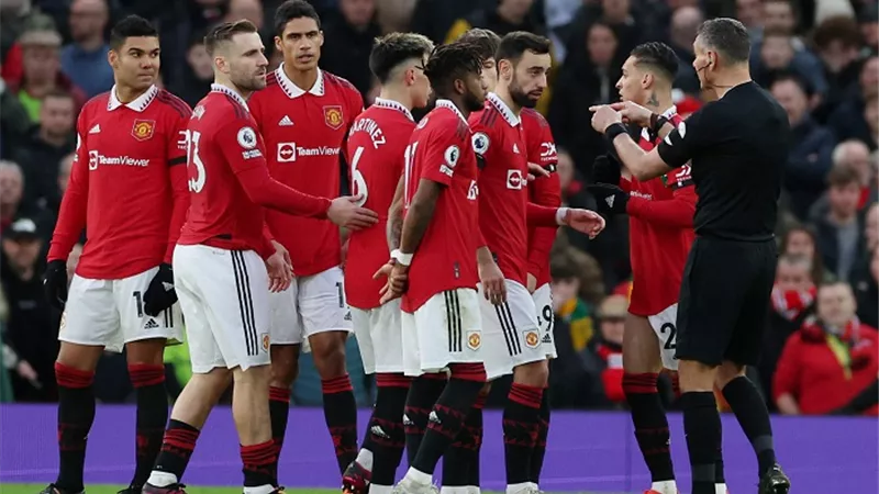 تشكيل مانشستر يونايتد لمواجهة أستون فيلا بالدوري الإنجليزي