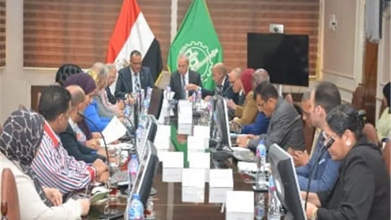 محافظ القليوبية يوجه بتكثيف الحملات التفتيشية بجميع القطاعات