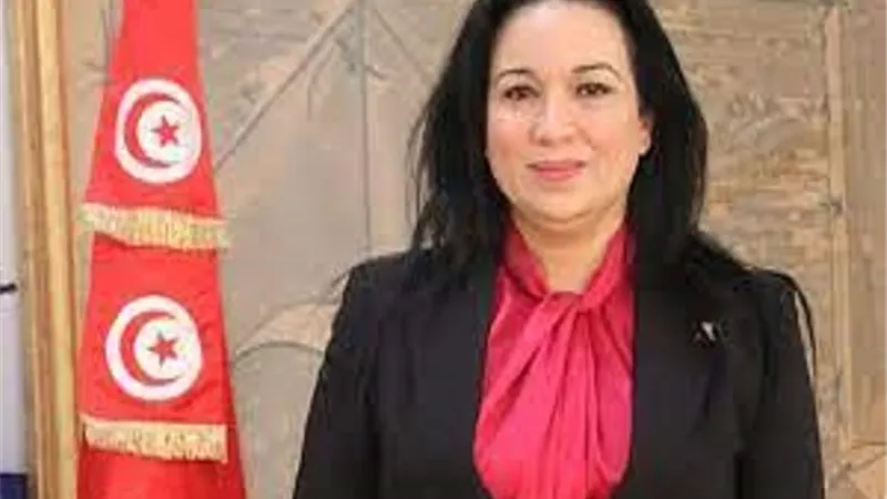 وزيرة الأسرة التونسية في ندوة نقاشية حول 