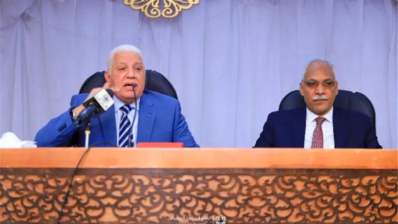 الأمين العام يفتتح الدورة السادسة لمعهد محاماة القاهرة الكبرى