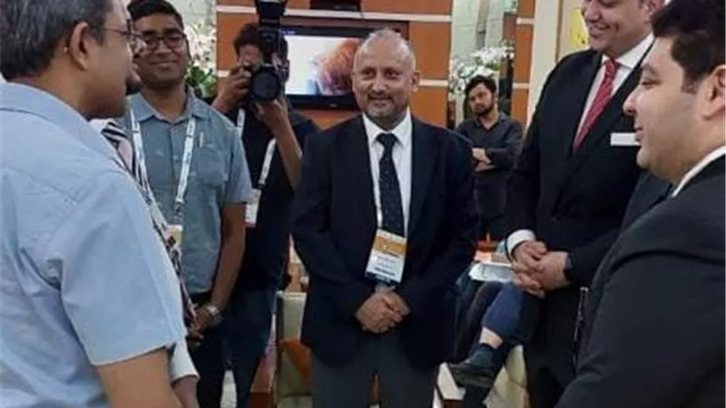 رئيس هيئة الرعاية الصحية يلتقي المدير التنفيذي لمستشفى أبولوديلهى