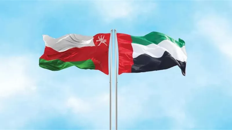سلطنة عمان والإمارات تبحثان سبل تعزيز العلاقات الثنائية